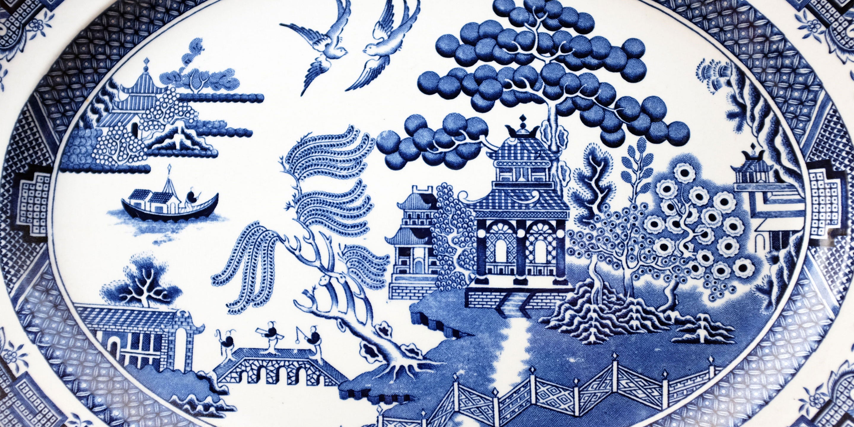 Porcelain: From Chinoiserie to Brown Betty